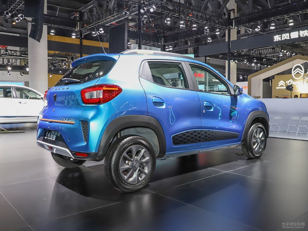 Dongfeng Junfeng electric vehicle